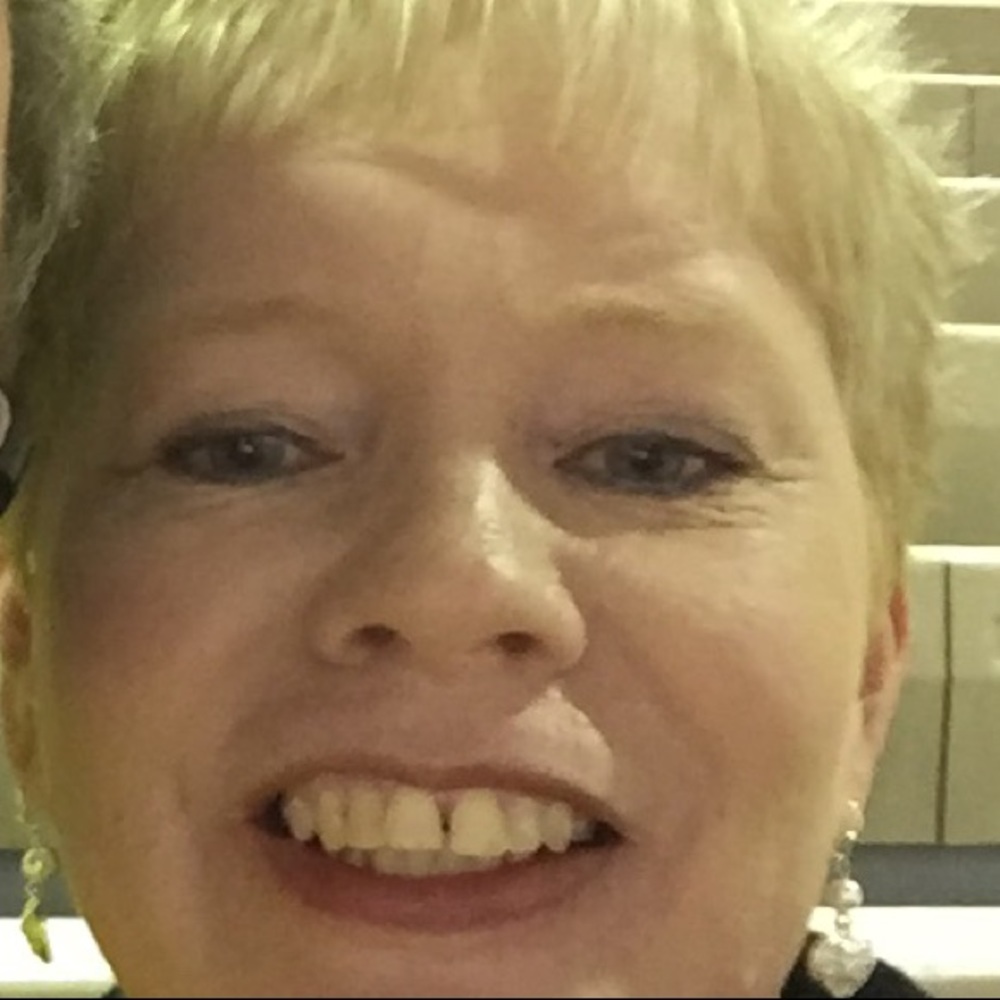 Meet your Posher, Lisa